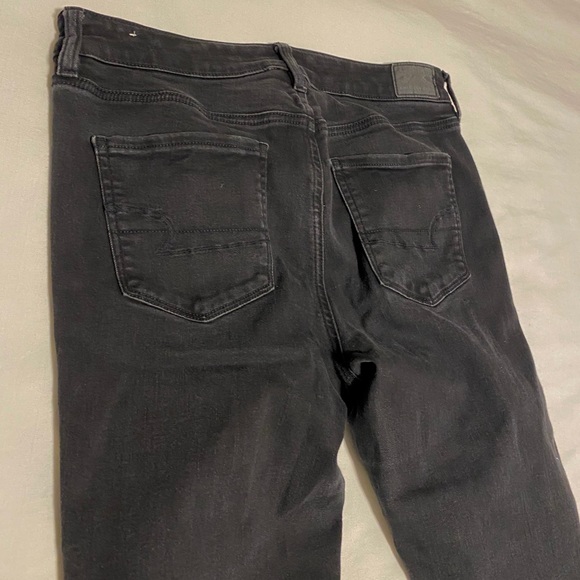 American Eagle Straight Leg High Waisted Jeans - Picture 5 of 5